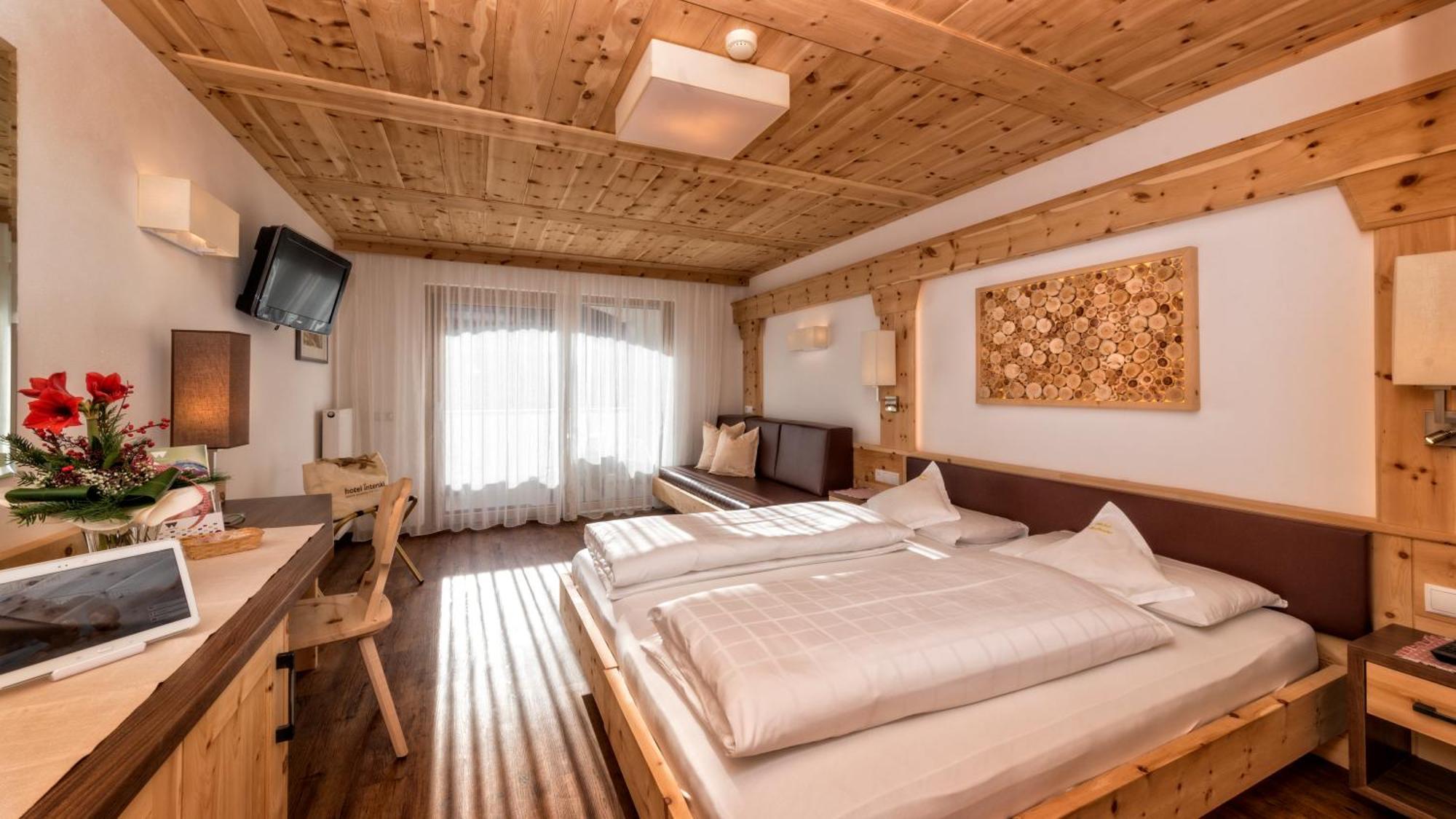 Hotel Interski Santa Cristina Val Gardena Экстерьер фото