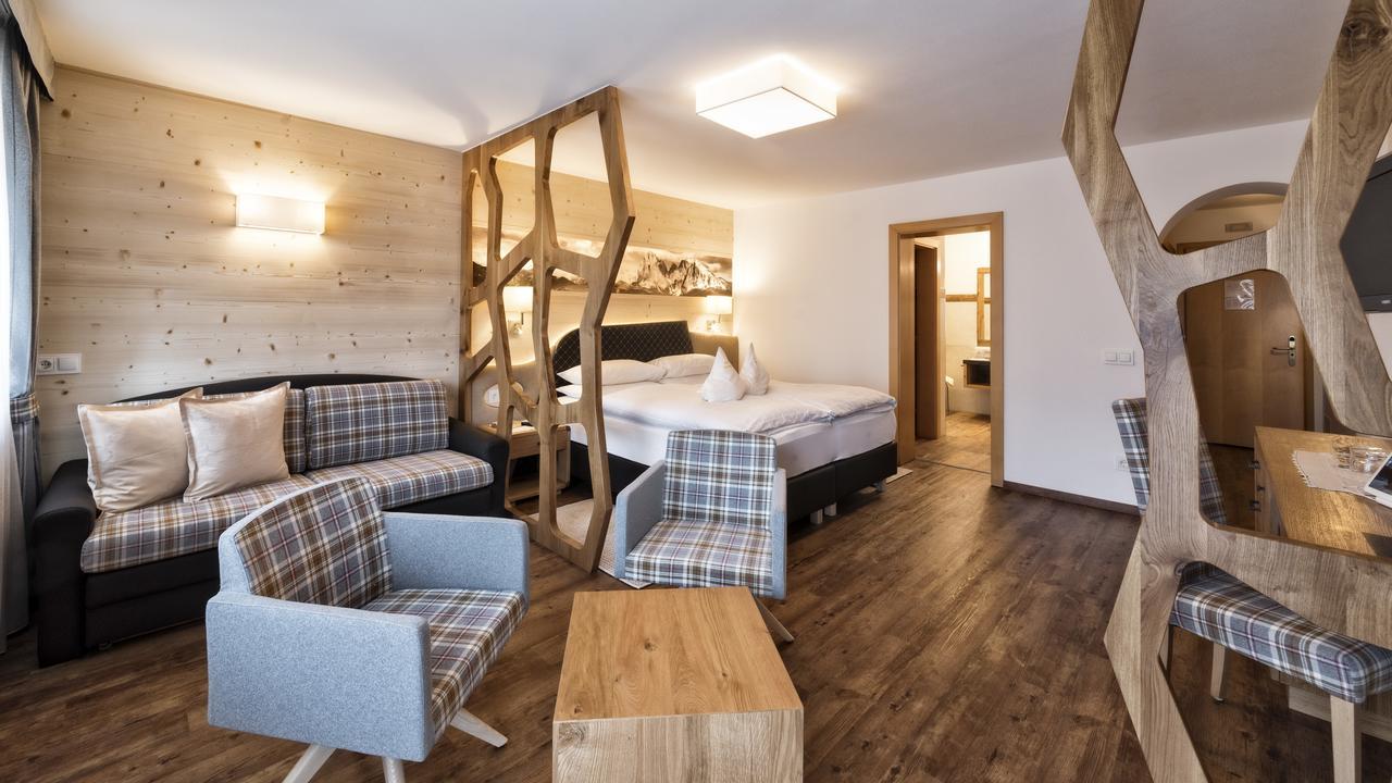 Hotel Interski Santa Cristina Val Gardena Экстерьер фото