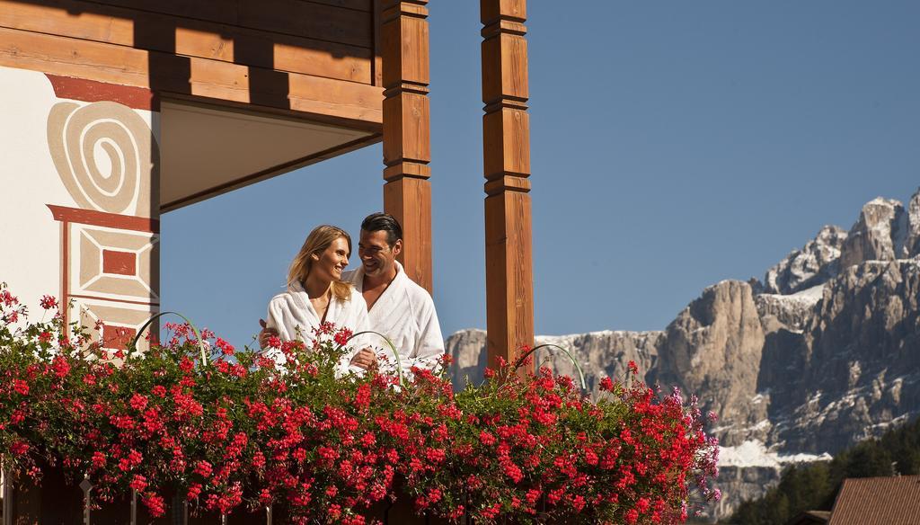 Hotel Interski Santa Cristina Val Gardena Экстерьер фото